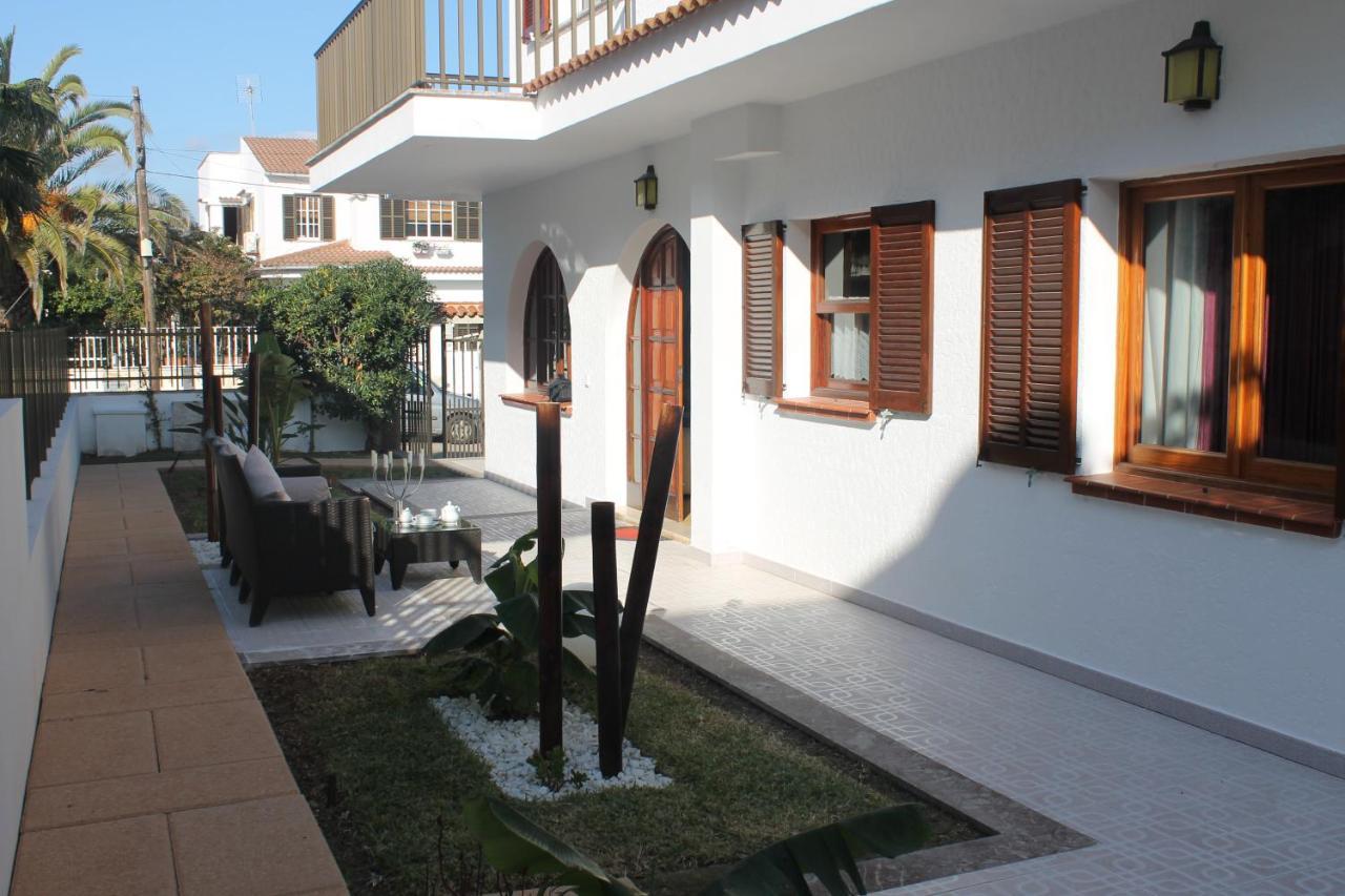 Gloria Apartament Near The Beach Can Picafort  Bagian luar foto